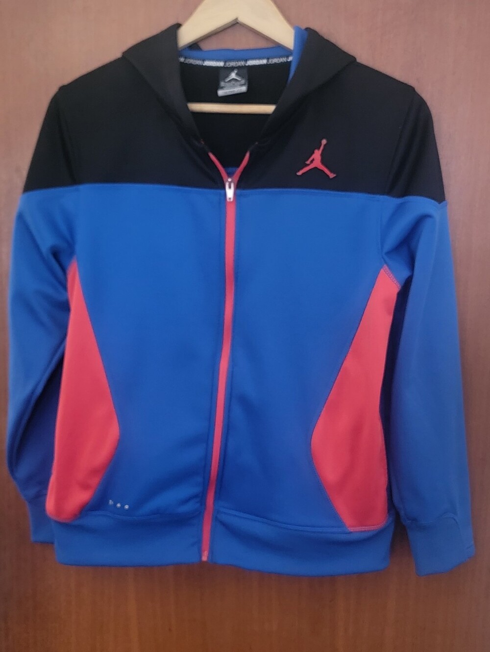 Jordan Therma-FIT Boys XL Full Zip Colorblock Track Jacket Blue/Black/Red